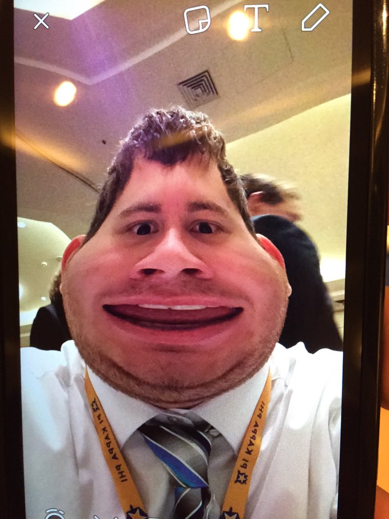 pikapp_embry's tweet photo. Things John Moore does at #PKCAL https://t.co/wl8Iac3USC