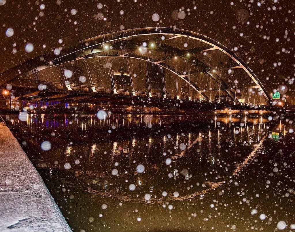 rochester's tweet image. Downtown #RochesterNY during a snow squall. Shared by Patty S. #ThisIsROC #ROC