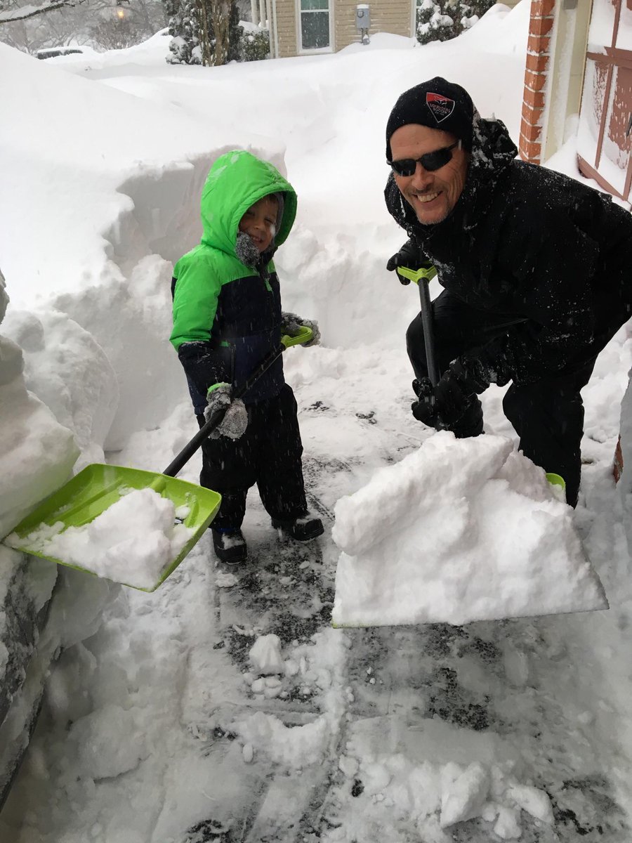 RandallMay12's tweet photo. Jake and Pappy getting a little work in https://t.co/caJkHvlPwu