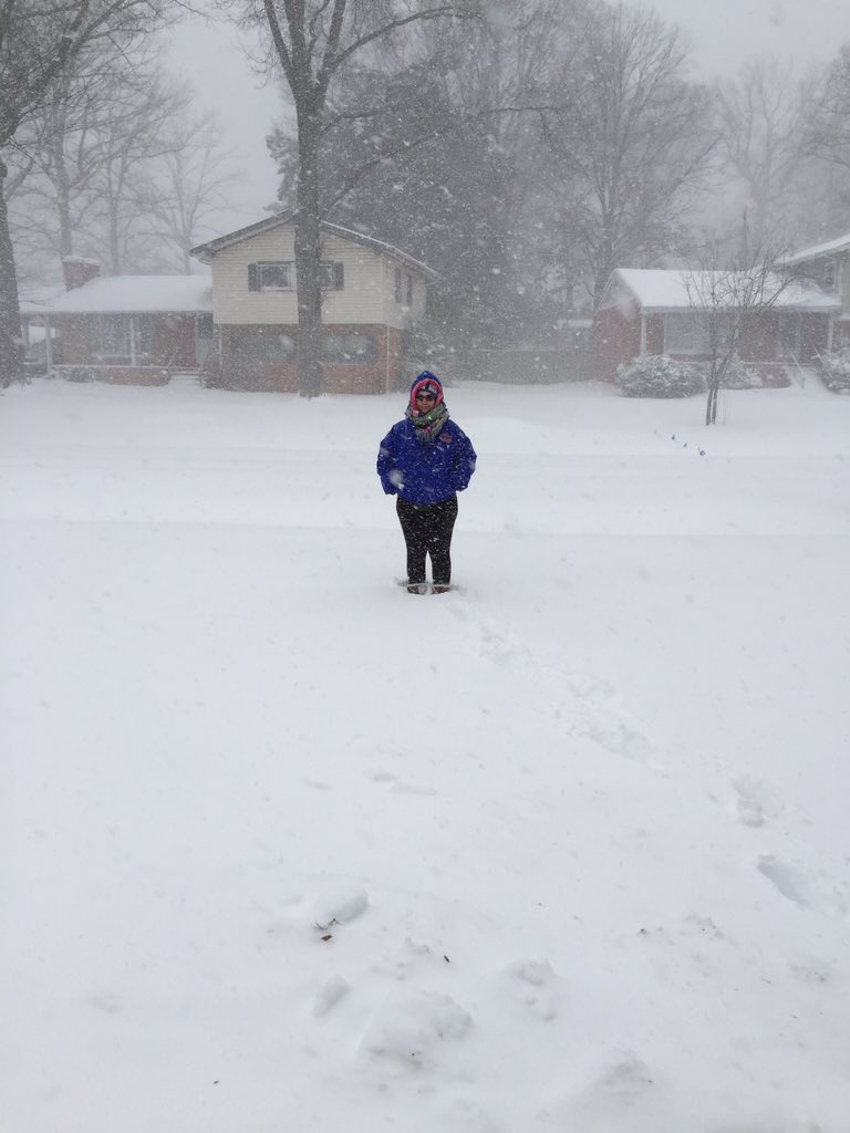 im_an_airBENDER's tweet photo. @HenricoSchools wow look at this blizzard! I was bundled up &amp; STILL freezing! look at all that snow. #cancelmidterms https://t.co/IyM1Ovn8Ph