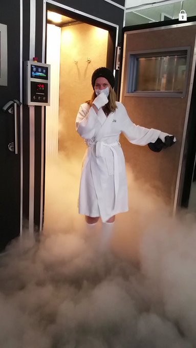 I'm addicted 2 #cryotherapy b/c: #energy, reduces #inflammation, burn #calories, reduce #stress, etc<a href="/tag/cryotherapy"class="tags">#cryotherapy</a><a href="/tag/energy"class="tags">#energy</a><a href="/tag/stress"class="tags"><span>#stress</span></a><a href="/tag/sexysaturday"class="tags"><span>#sexysaturday</span></a><a href="/tag/calories"class="tags"><span>#calories</span></a><a href="/tag/inflammation"class="tags"><span>#inflammation</span></a>