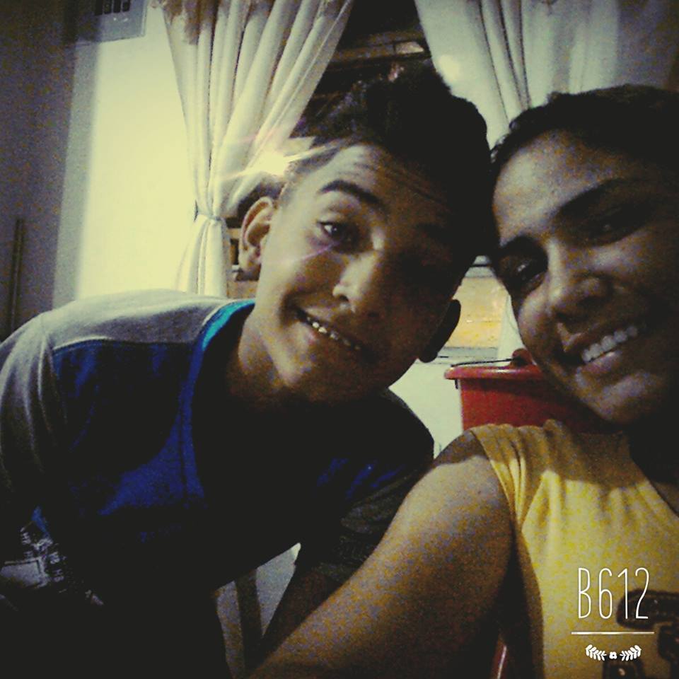 LuiSolano013's tweet image. #FelicesFiestas🎅🎄🎁 #25Dcb🎇🎆🎈 #UnaCom👍👍👌 #BrunnaskyCuencaPnb👮👫😃👮