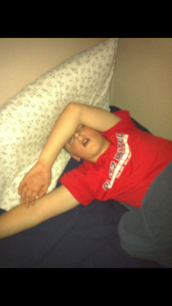 Abb3yy's tweet photo. @TylerTburch #onlythingyouthinkaboutat3am
💩💩💩💩💩💩 https://t.co/THC8YwZXnz