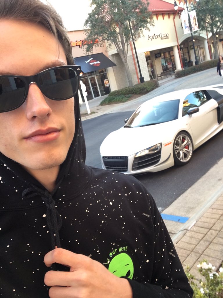 EricsPhxtos's tweet photo. Future 🙏🏻 https://t.co/ngyE55wGTV
