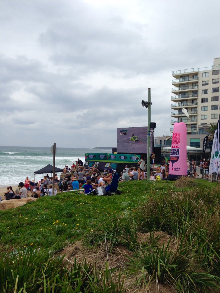 Cronulla_tweets's tweet photo. #osabb #cronulla crowd is building surf is pumping @BeachwatchNSW @theleadernews https://t.co/JGyKaR6HnK