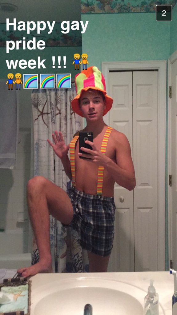 Michaelboynt's tweet photo. Happy birthday @JoePohlgeers pt. 1 https://t.co/pFBQREpZRN