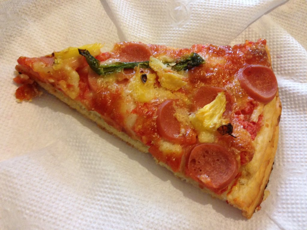 Maar_Av's tweet photo. Pizza pizza pizza https://t.co/rZBfJ6lgbz