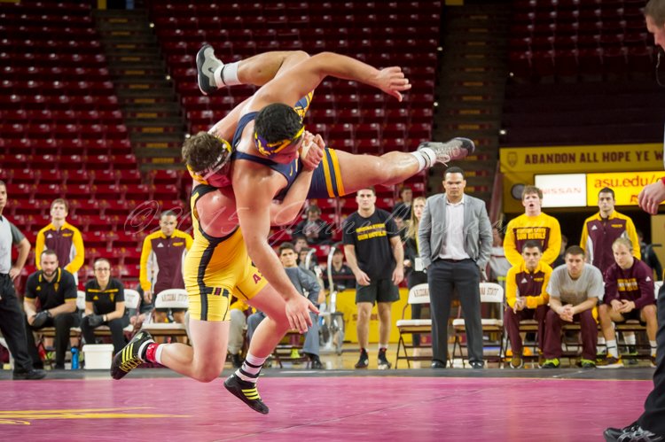 JenneLynne11775's tweet photo. #WVU @ASUWrestling
#WVUvsASU https://t.co/GBPnFcJOtw