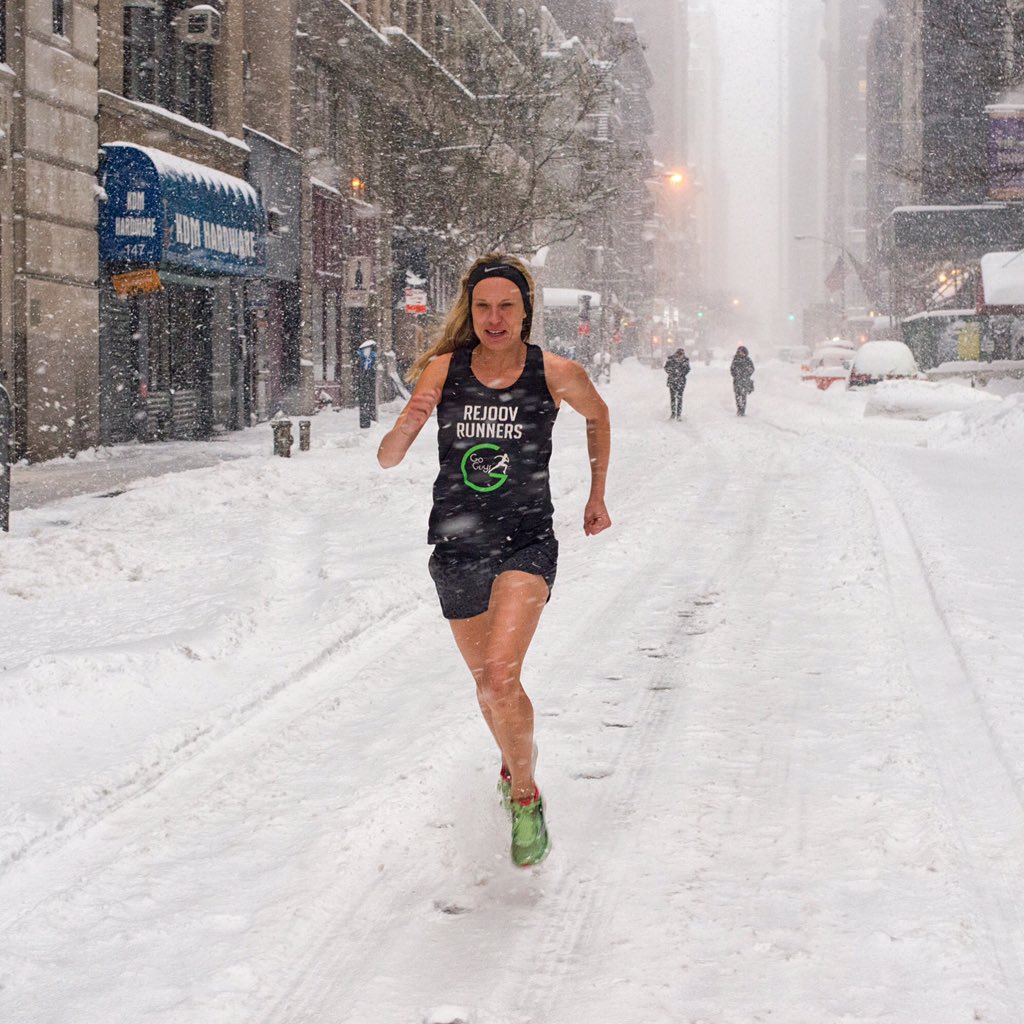 dylanmunro's tweet image. Taking advantage of the empty streets in New York. #blizzard2016