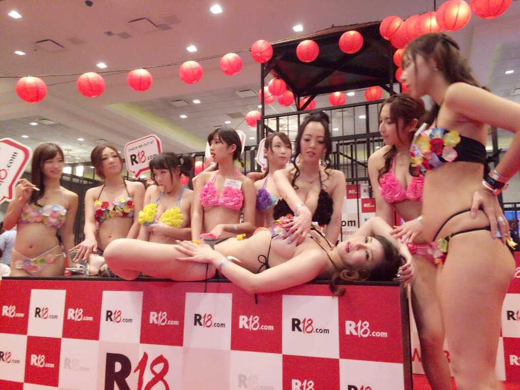 AnriOkita_real's tweet photo. ラスト女体盛り✨

#r18dotcom
#AVN
#LasVegas https://t.co/sRpVqSUI43