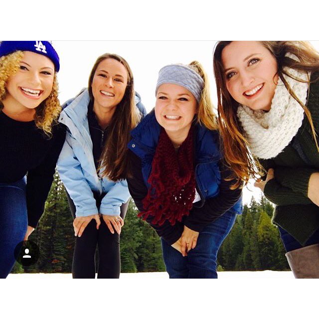 csucpanhellenic's tweet photo. Some of our Panhellenic Exec officers on their a snow day getaway! βοΈβ #fsachico #chicopanhellenic https://t.co/lBaonvfR6Z