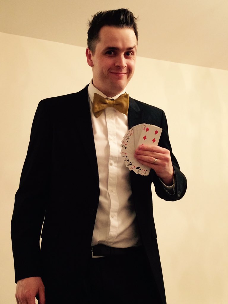 rpbritishhustle's tweet image. Evening of magic #magic #partymagic