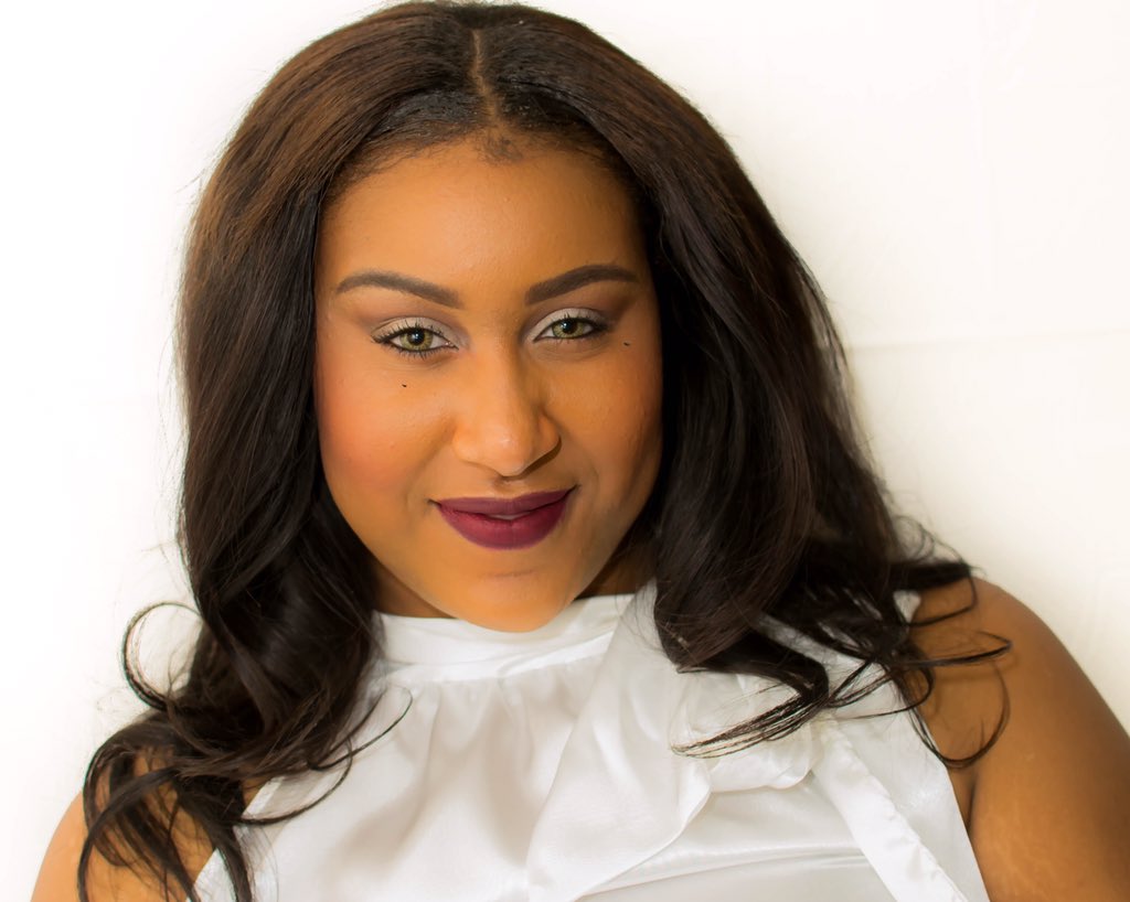 ladydee_queen's tweet photo. Smile Girl #PlusSize #model #dmvmodel #SHiNE https://t.co/onPZUzveu1