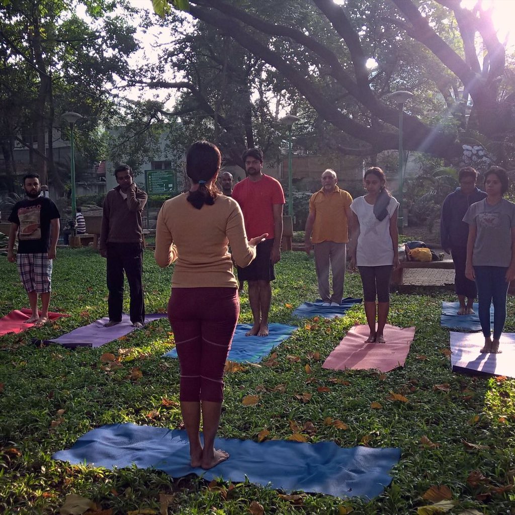 mopolymer's tweet photo. #yogainthepark conducting yoga Workshop in the park on Milton street #thepracticeroom #iyengaryoga #joyachakravarty https://t.co/ZB6jvWedig