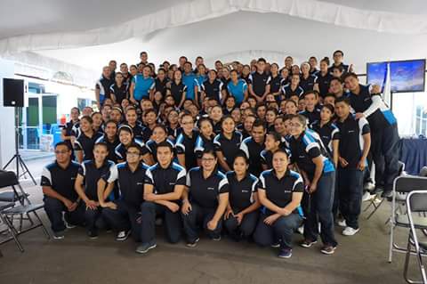 MeDicenMinna's tweet photo. Por que ayudar es una forma de vivir... 💙💚
#PracticaClinica #CRIPETH #IPETHDF #Porfinconuniforme  @IPETH_ https://t.co/SJWCXw0Yt6