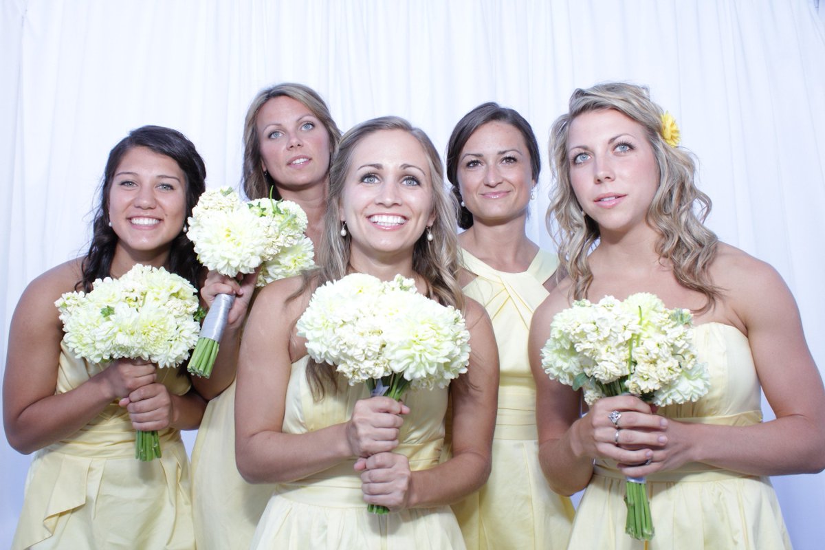 Photo_Pod's tweet image. #bridesmaids in the #wedding #photobooth
