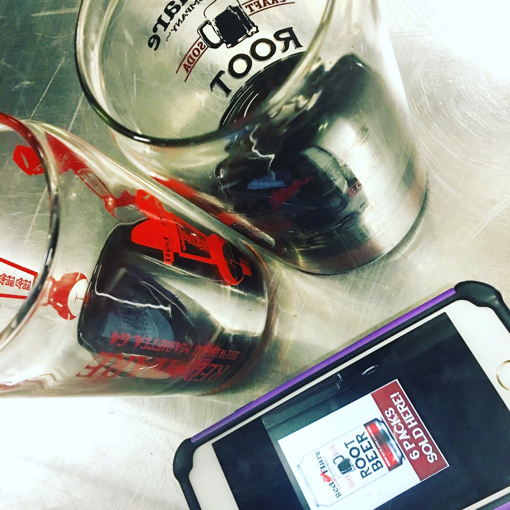 BeatsBitesBrews's tweet photo. #rootbeercanlaunch #beerexploration @Shana_Was_Here @RedHareBrewing #rootbeer #canesugar https://t.co/RYIYHuLFvU