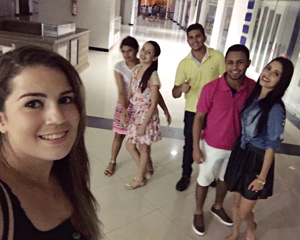 crisilareis's tweet photo. Quarto de Guerra! #filmeedificante #aoracaofazadiferenca 🙌🏻❤️ https://t.co/1ZkMXGXp9k