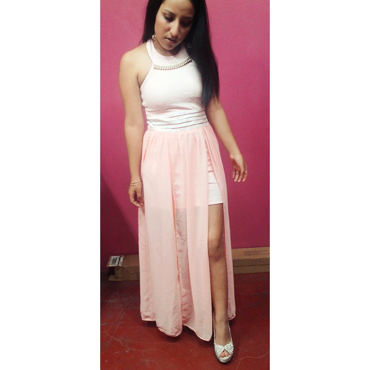 yiomara_sanchez's tweet photo. 😔
#fiestadeprom #prom2015 https://t.co/cB3wgC13qK