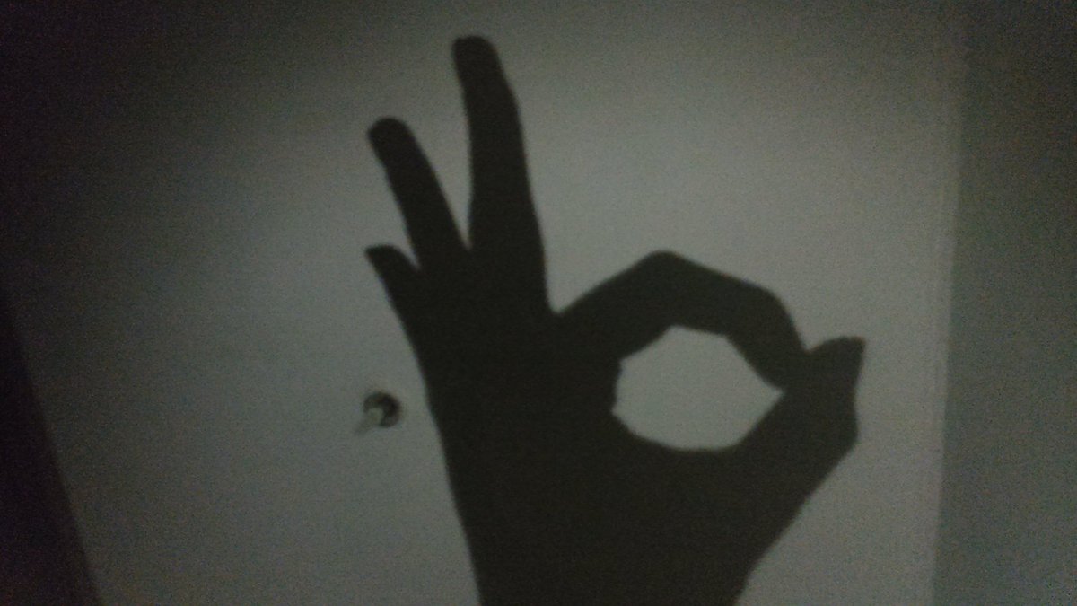 amandagdealmei1's tweet photo. Na madrugada oq resta é.. 
Só foto cabulosa 
@lucas_lira 
#brizando #madrugada 😂 https://t.co/i3vVdQqc18