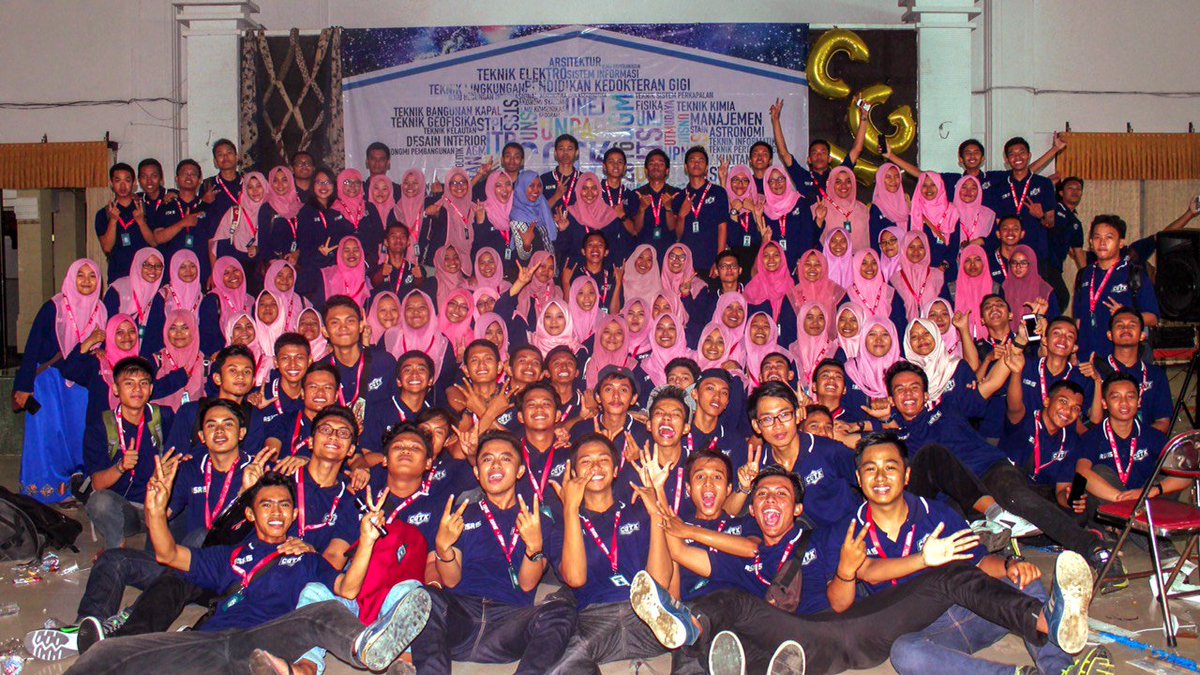 dloniii's tweet photo. Alasan kenapa pulang tiap minggu🐊 https://t.co/zp8TzGU1sg