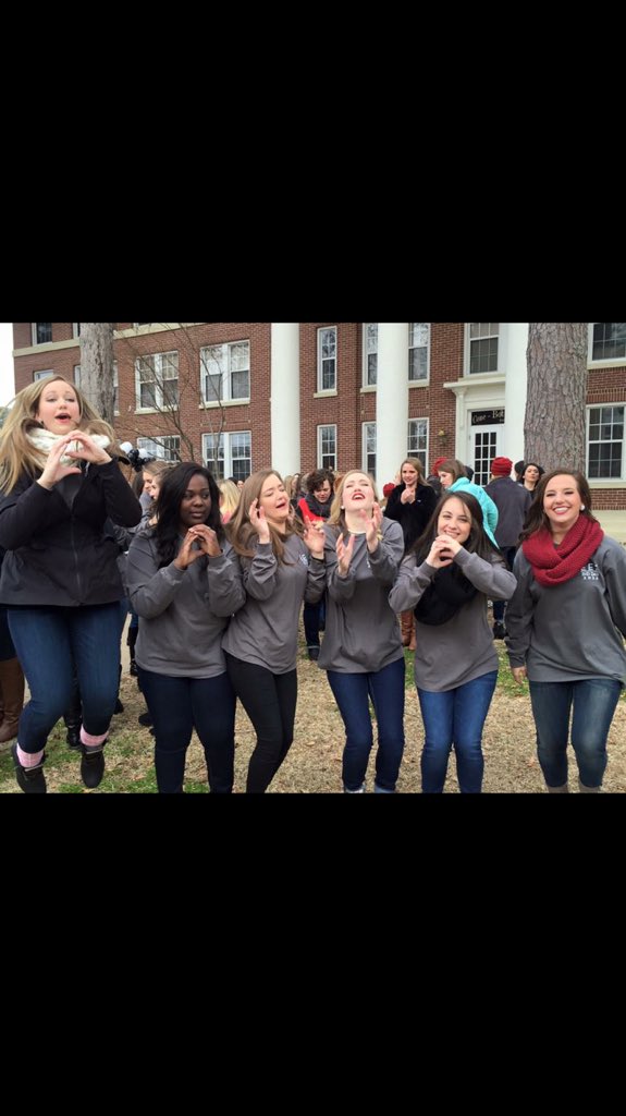 Hannah Colford tweet media