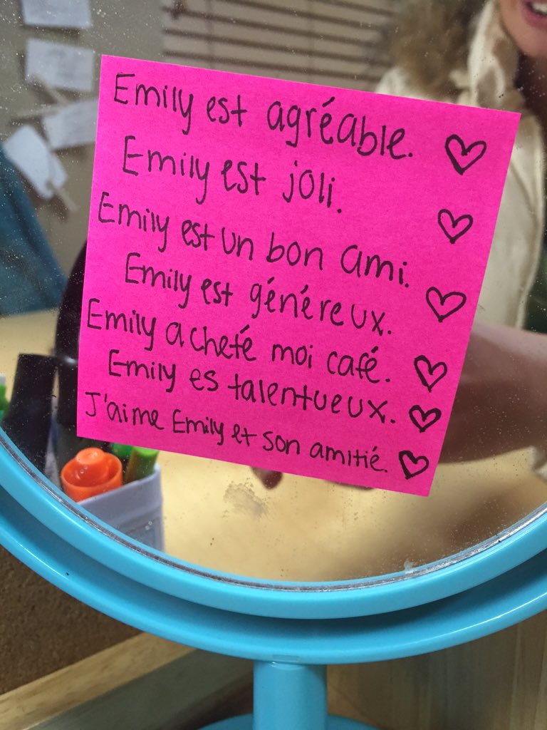 EmilyTeisman's tweet photo. Kelli knows the way to my heart!!!! #frenchcompliments #googletranslate ❤️🇫🇷 @KellixHoffman https://t.co/oMEoMOc8ny