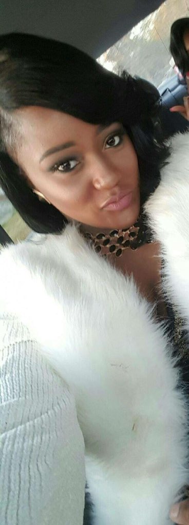 IAmRedSonya's tweet image. Anyhoo..I been gettin' $...my Doll looks beautiful for her military ball tonite: #GoldBlackSmokyEyes #MakeupByMoi ☺️