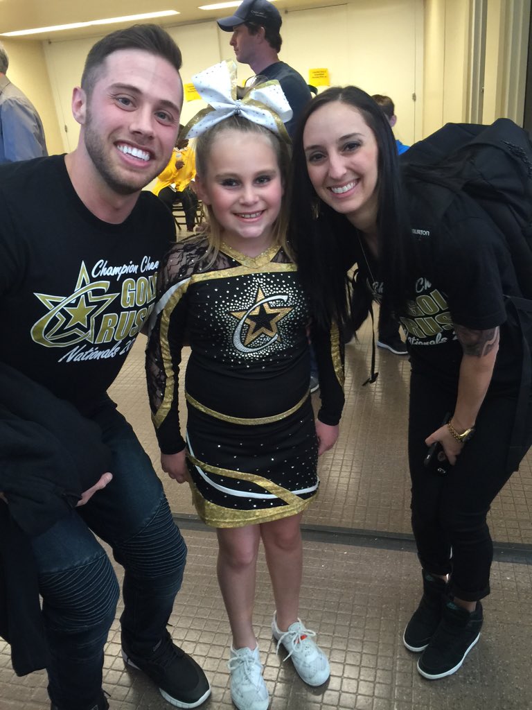 MelanieHousel's tweet photo. #bestcoachesever @ChampionCheerAS @jakechamp & A!!! #lightemupTORCH #GoldRush https://t.co/fH60y50YRP