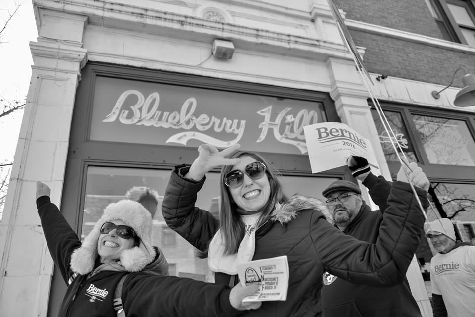 STL4Bernie's tweet photo. #BernDownTheLoop #MarchForBernie #STL4Bernie https://t.co/QO0kmfQCck