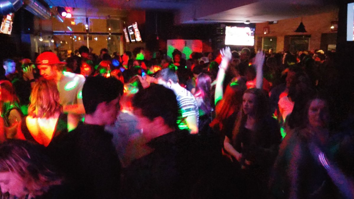 djq_niagara's tweet image. @djq_niagara. @pauld72. @gordsplace @mooseandgoose @JaywalkCA #saturday