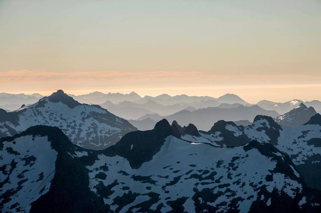 The return flight over the Southern Alps took my breath away #purenz #nzmustdo #newzealand #mountains #sunset #airw…