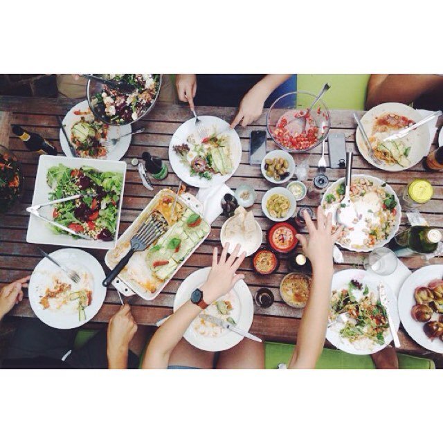 fromthetabletop's tweet photo. Sunday feasts with best ✨✨#vegetarian #vegan #feast #australia #sydney #lunch #longlunch #… https://t.co/C2sNFNXHJn https://t.co/ZXHIJSdfpM