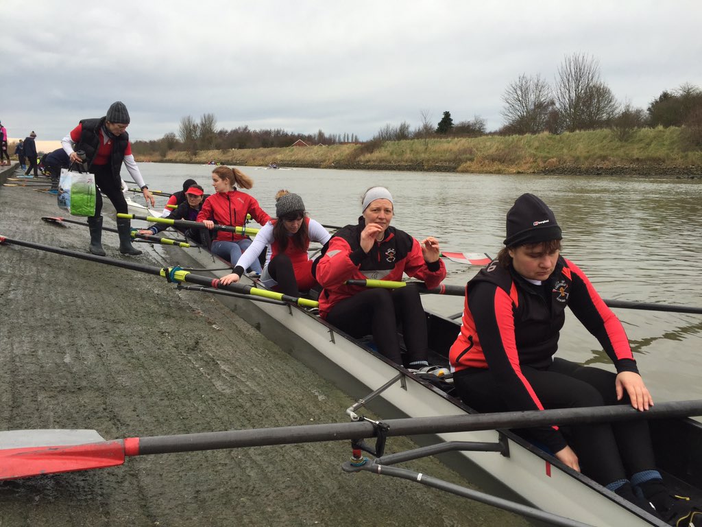 SheffieldCityRC's tweet photo. Go girls! #BostonHead #Sheffield #Rowing https://t.co/2stzThIajf