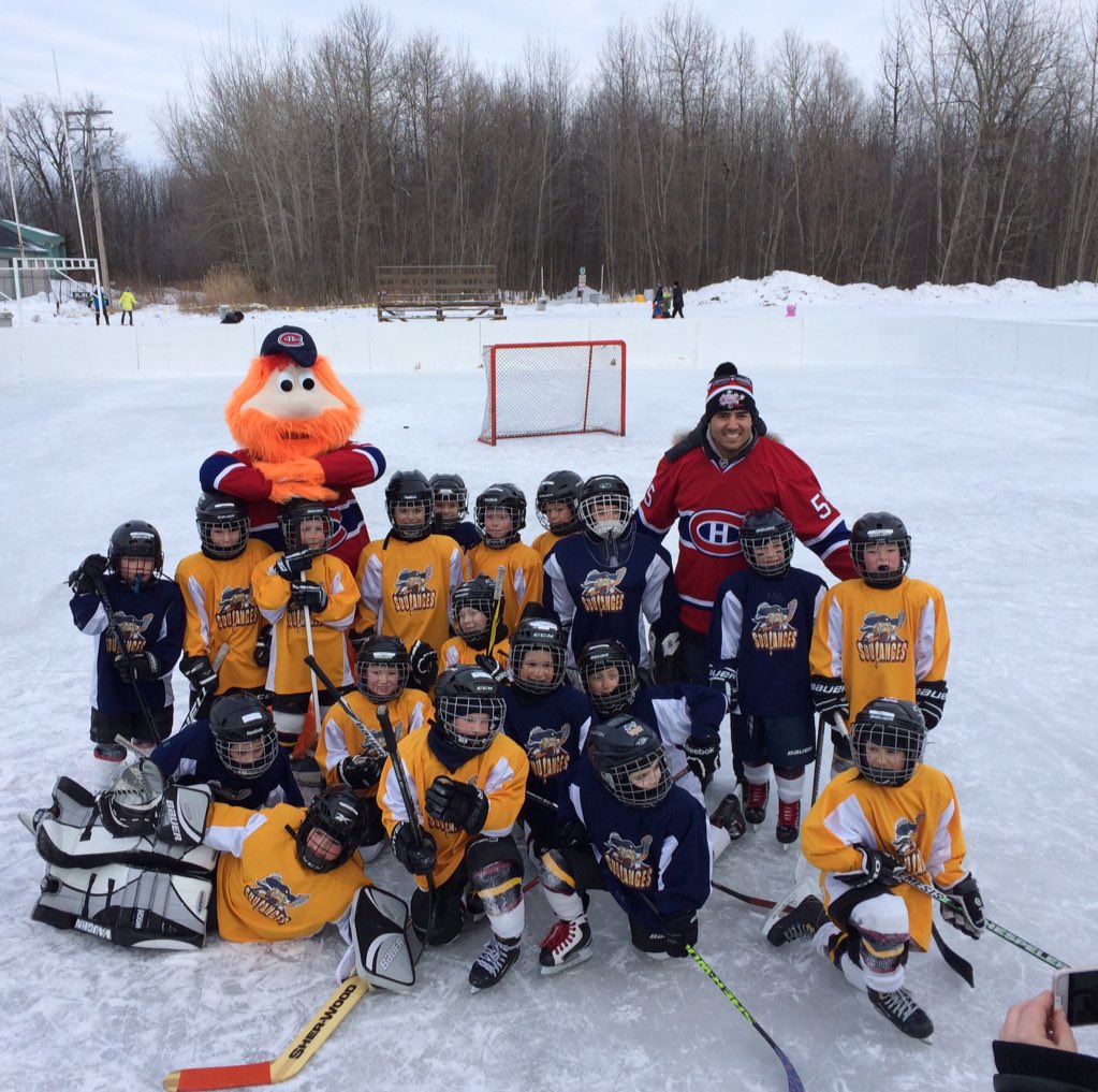 PatZeWhite's tweet photo. Soulange at complexe Bell 1:00pm today .  @CP0031 https://t.co/Lcbi3kvJm8