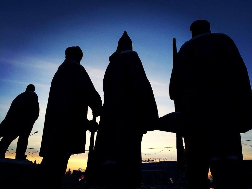 DumontPhoto's tweet photo. Landed in Novosibirsk, Siberia's capital. #codastory https://t.co/jowVGF5Yjt https://t.co/XKYQEzKVG6