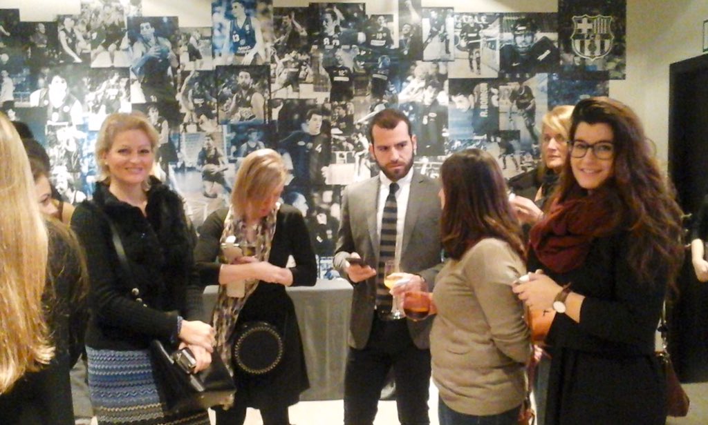 JorCarrera's tweet image. Diumenge i amb corbata! 👔 Invitats a la llotja del #PalauBlaugrana #privilegis del #masterprotocolblanquerna #barça