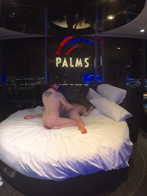 NSFW Photo: What happens at the Afterparty... Ends up on twitter, snapchat &amp; Instagram. @tegantrex &amp;<a href="/tag/photoshoot"class="tags"><span>#photoshoot</span></a><a href="/tag/nsfw"class="tags"><span>#nsfw</span></a><a href="/tag/camgirls"class="tags"><span>#camgirls</span></a>