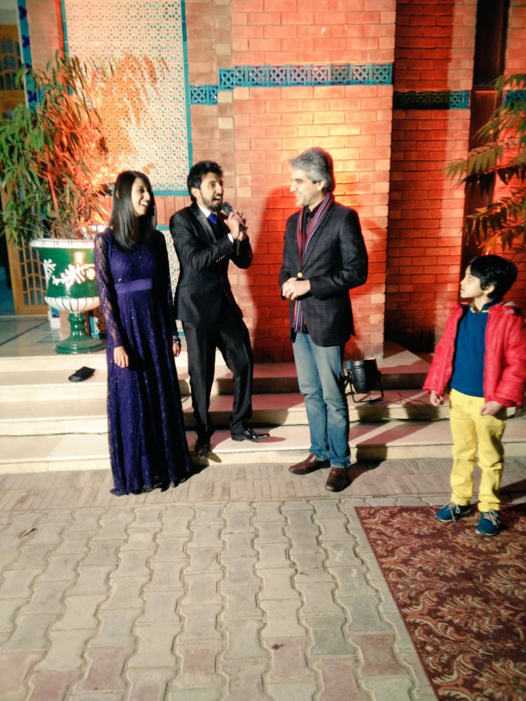 OSAF_NU's tweet photo. Red carpet moments! #FASTHC16 https://t.co/NEOyoA1B87