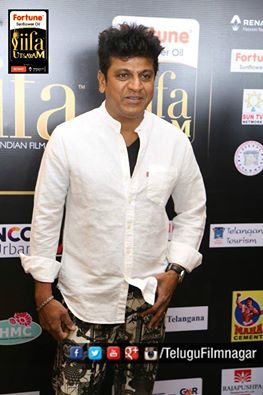telugufilmnagar's tweet photo. Karunada Chakravarthi #ShivaRajkumar at #IIFAUtsavam Press conference.

#Be1ForChennai #Be1atIIFA https://t.co/mCrnew7HVS