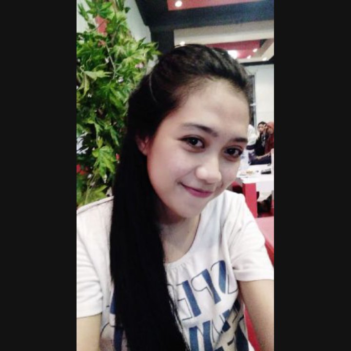 rdhaeno's tweet photo. Happysunday👰 https://t.co/vXG5gtIlhz