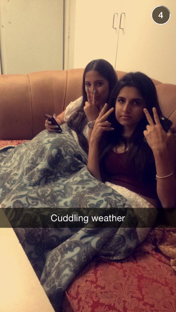 ritasamouna's tweet photo. Happy birthday Bre, love you❤️ #oledoot #dontbegreedy #jaysbae? #jkSelenaisbae #crinack #feez https://t.co/VegXckuKPY