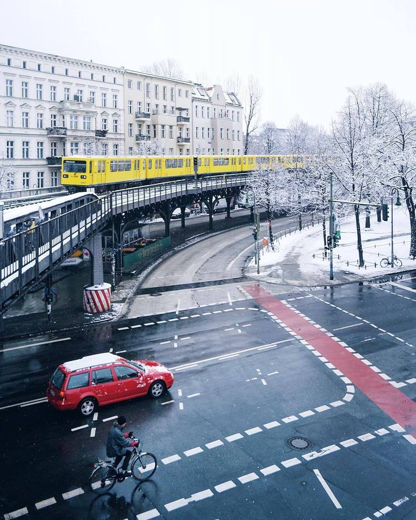 Traffic
.
.
#Berlin365 #bvgdriveby #weilwirdichlieben #asundaycarpic
#makebikeportraits #a… ift.tt/1lGXayx