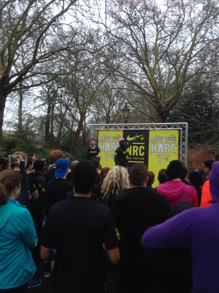 ProD_Running's tweet photo. There are 1k of us up early to #MoveWithHart #NRC 5k around Battersea Park waiting for a #selfiewithhart #pdrunners https://t.co/ZRk6FvcVVh