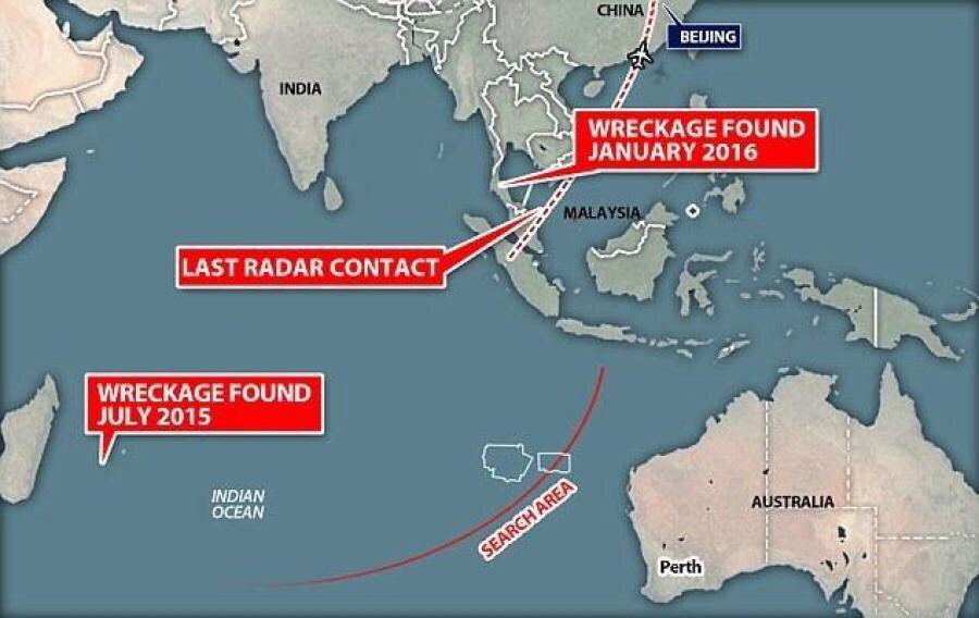 ChineDirect's tweet photo. Un imposant débris retrouvé à #PakPanang en #Thaïlande, une trace du #MH370 disparu en 2014? https://t.co/Q83oKblKhX https://t.co/RjJSBrywOO