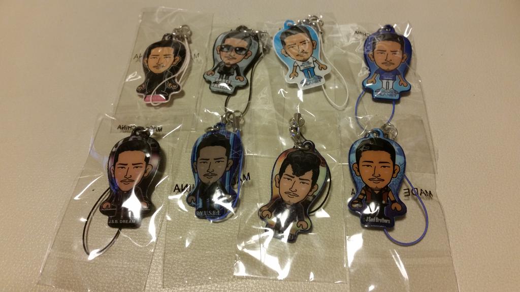 mocamoca2684's tweet photo. NAOKIガチャ
全て500になります。

価格+送料が支払いして頂く金額になります。
レターパック360,510等

新品、未使用でボックスに入れてきれいに保管してます。 https://t.co/hAk3gUhTLi