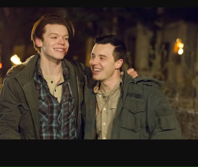 MathildaTesfaye's tweet image. Wtf is happening with those two 😶😶