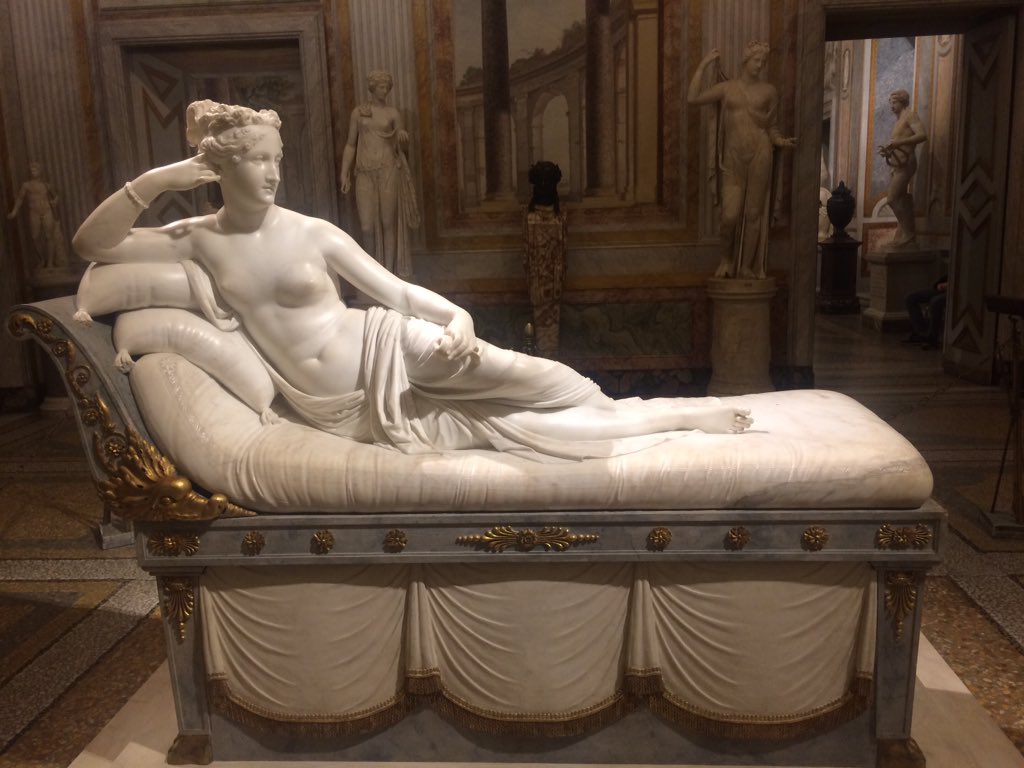 caecilihoe_IV's tweet photo. Favorite statue #mggsspqr https://t.co/nzTtwumB6F
