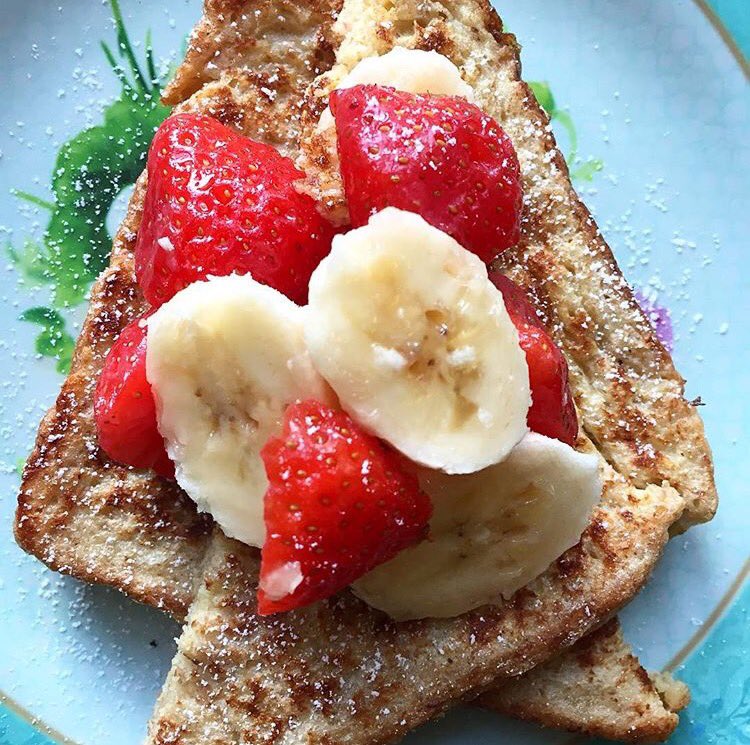 twogirlsbake's tweet photo. @BillingtonsUK can't beat it on a Sunday! I'm having it with a hint of cinnamon and lots of fruit 😋 https://t.co/IV2YZwMVLU