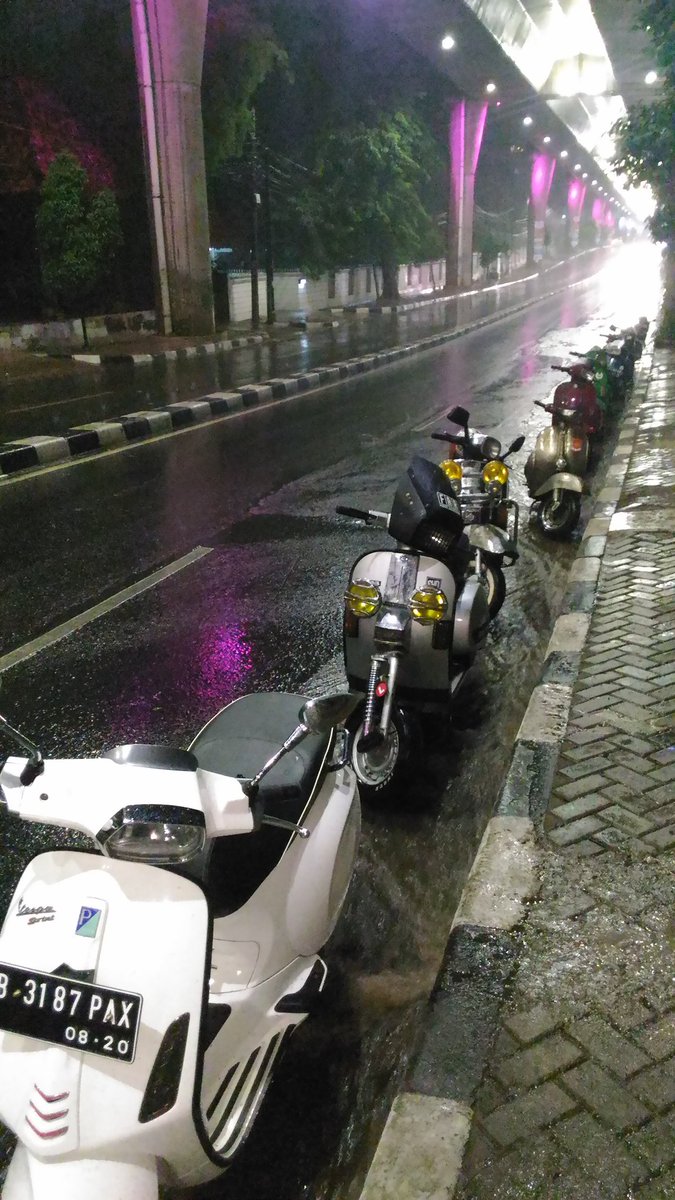 Scootcamp & Friends tweet media